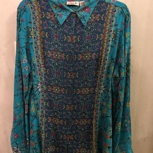 Lola P. Blouse